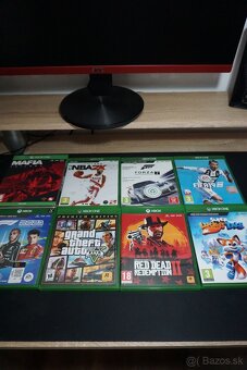 XBOX ONE X, VOLANT A HRY - 3