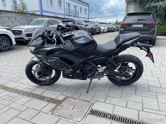 Kawasaki Ninja 650 - 3