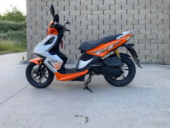 Skúter kymco super8 50 - 3