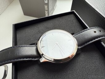 Garmin vivomove Luxe zafirove sklo 42mm pc500€ - 3