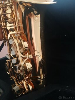 Predám NOVÝ-GOLD ALT SAXOFÓN - 3