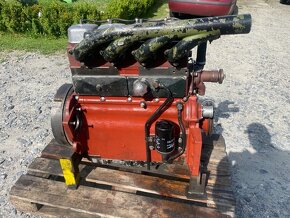 Motor po GO Zetor Z6901 vhodné aj pre URSUS C-355 - 3