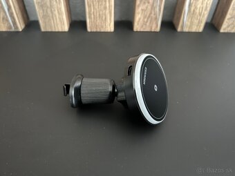 Magsafe nabijacka a drziak na telefon do auta - 3
