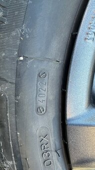 10.	Jeep Compass 215/65/ r17 - 3
