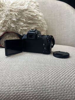 Predám zrkadlovku CANON, nepouživaná, všetko TIP TOP - 3
