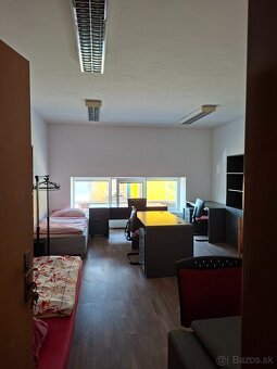 Prenajmem izbu pre študentov alebo robotníkov - 3