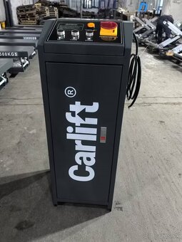 Nožnicový zdvihák 3000kg - 3