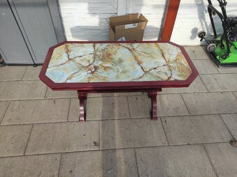 Konferenčný stolík - 3