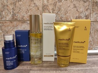 Medicube kozmetika (sérum, maska , mist) - 3