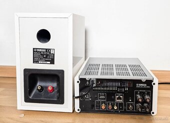 Yamaha MCR-N560 /AirPlay/Spotify/Optika - 3