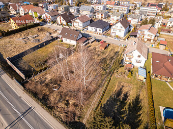 Stavebný pozemok na predaj, plocha 1 228 m², obec Lada - 3