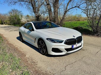 BMW M850i xDrive Coupe (nebúrané, iba 58.000 km) - 3