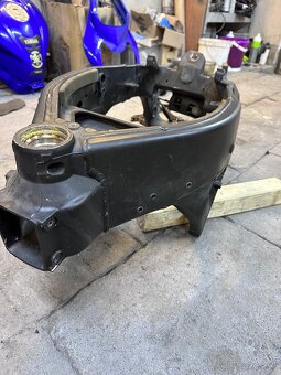 Rám na Yamaha -r6 - 3