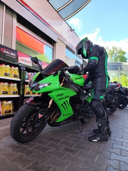 Kawasaki zx10r - 3