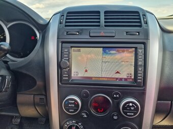 Suzuki Grand Vitara 1,9 DDiS, 93 kW, 4x4, r.v. 3/2012 - 3