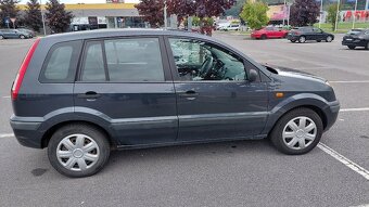 Ford Fusion - 3