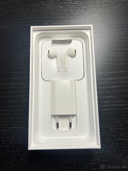 iPhone XR 128 GB – čierny + MOBILFOX Obal - 3