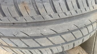 Predám elektróny 195/60 R15 letné - 3