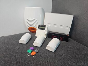 JABLOTRON OASIS 80 DRÁTOVÝ - 3