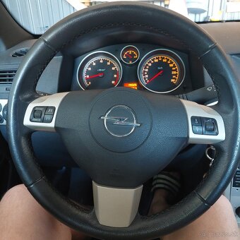 Predam Opel Astra Twintop 2008 - 3