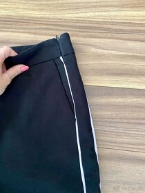 Dámske čierne nohavice veľkosť XS, zn. Zara (PC: 29,90€) - 3