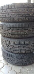 yaris 2014 - 3