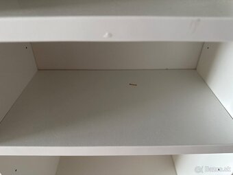 Pisaci stol Micke Ikea - 3