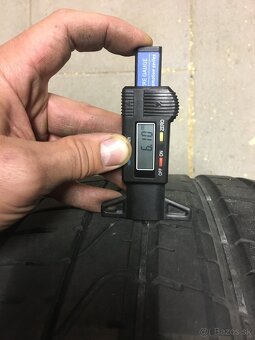 Pirelli 265/40 R21 letné - 3