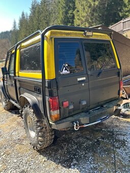 TOYOTA LANDCRUISER HZJ 73 - 3