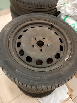 Zimná sada pneumatík Hankook aj s plechovými diskami - 3