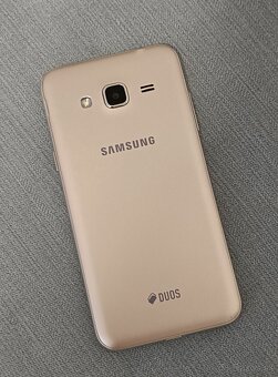 Samsung Galaxy Duos - 3