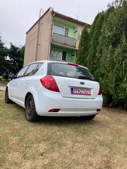 KIA Ceed - 3