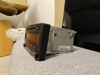 Originál rádio Octavia 2 - 3