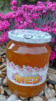 VČELÍ MED - 3