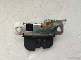 SEAT Cordoba/Ibiza 6L – zámok kufra (západka veka) 6L6827505 - 3