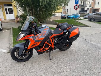 KTM Super Duke GT - 3