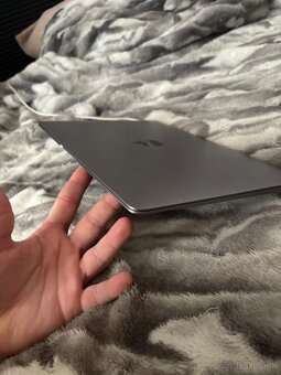 MacBook Air (Retina, 13-inch) - 3