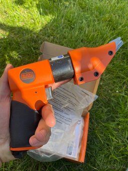 Pneumatické nožnice Black Decker nové - 3