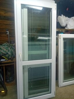 Predám plastove balkonove dvere 90 x 230 a 85 x 235 cm - 3