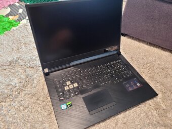 Asus ROG Strix G G731GU-EV032T, čierny - 3