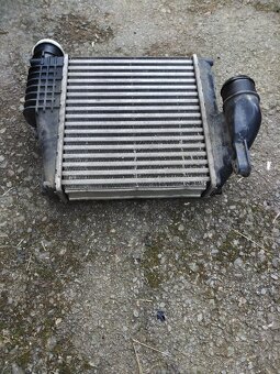 Peugeot 308 t9 ..inercooler.chladič vzduchu - 3