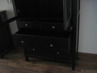 knižnica Hemnes IKEA - 3