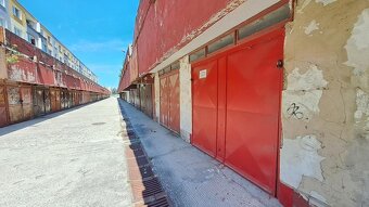 GARÁŽ NA PREDAJ – BEBRAVSKÁ, PRI OC HRON (20 m²) – 25.00 - 3