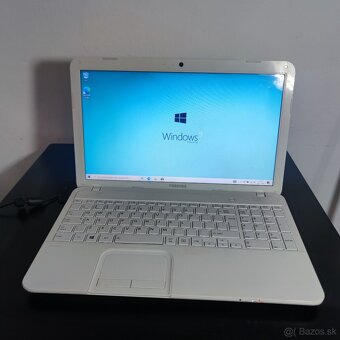 Predám notebook Toshiba - 3