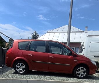 Renault Grand Scénic 1,6 benzín - 3