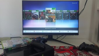 Microsoft Xbox 360 E Stingray 250GB - 3