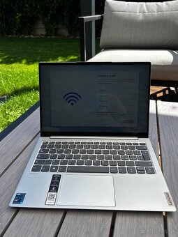 Notebook Lenovo Yoga 7 - 13" 2K - Intel i5 - 16GB -512GB SS - 3