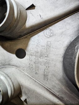 puklice original BMW R17 - 3