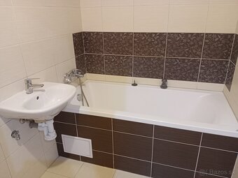 Na predaj pekný prerobený 3 izb.byt v peknom prostredí - 3