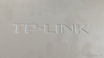 24-portový Fast Ethernet Switch TP-Link TL-SF1024D - rackový - 3